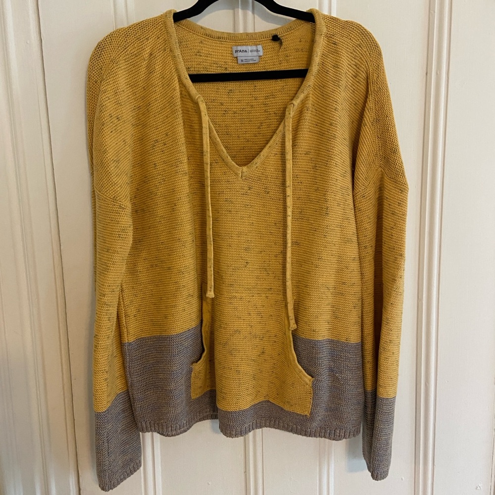 Prana Sweater golden yellow with pocket